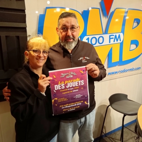 Didier Pillet et Barbara Guillet d'Une Moto Un Jouet nous prsentent la parade des jouets du 6 septembre  La Chapelaude