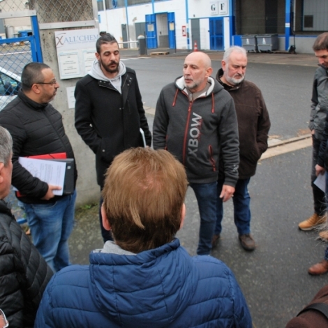 La CGT dénonce les discriminations syndicales à l'usine ALL'CHEM de Montluçon...