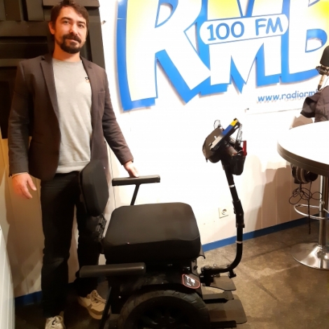 Philippe Cardoso de GusNgo nous prsente son fauteuil lectrique nouvelle gnration cr  Vallon-en-Sully